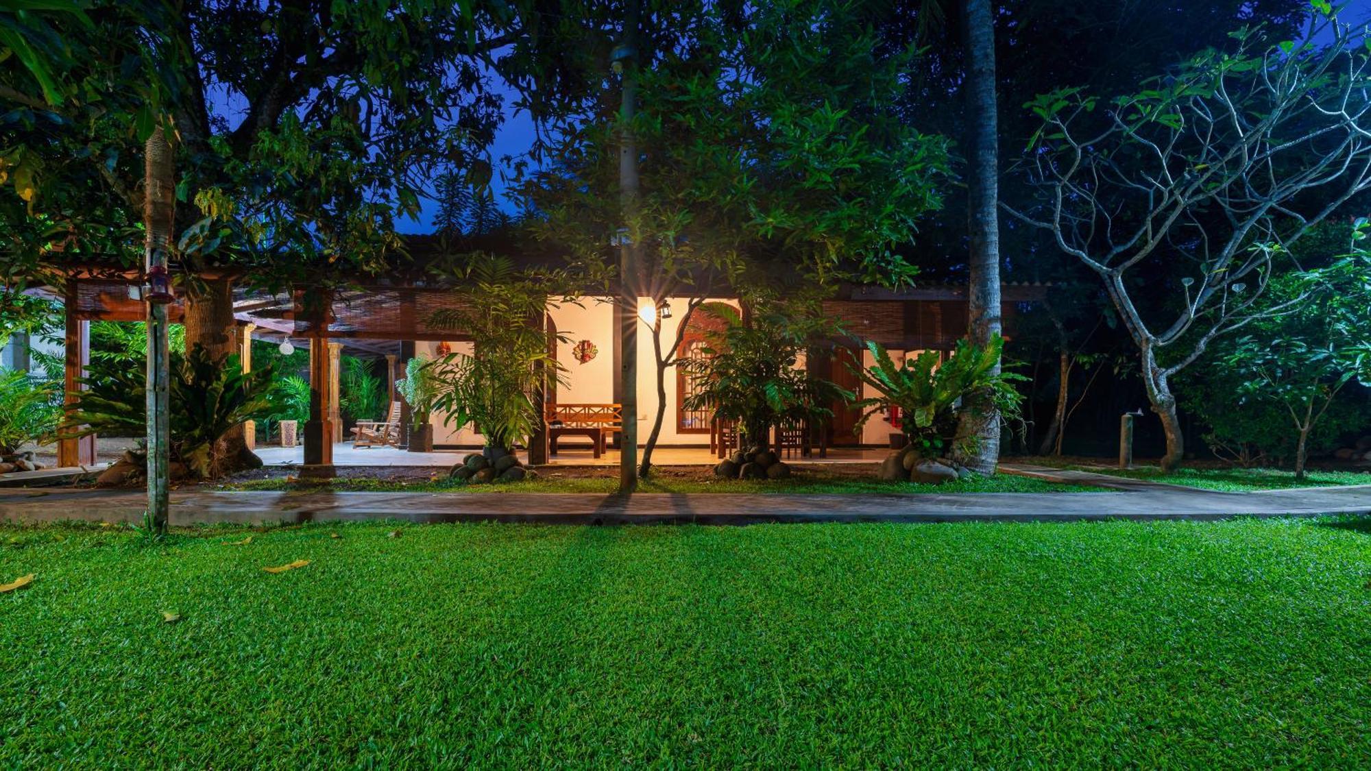 Villa 80 Bentota Ngoại thất bức ảnh